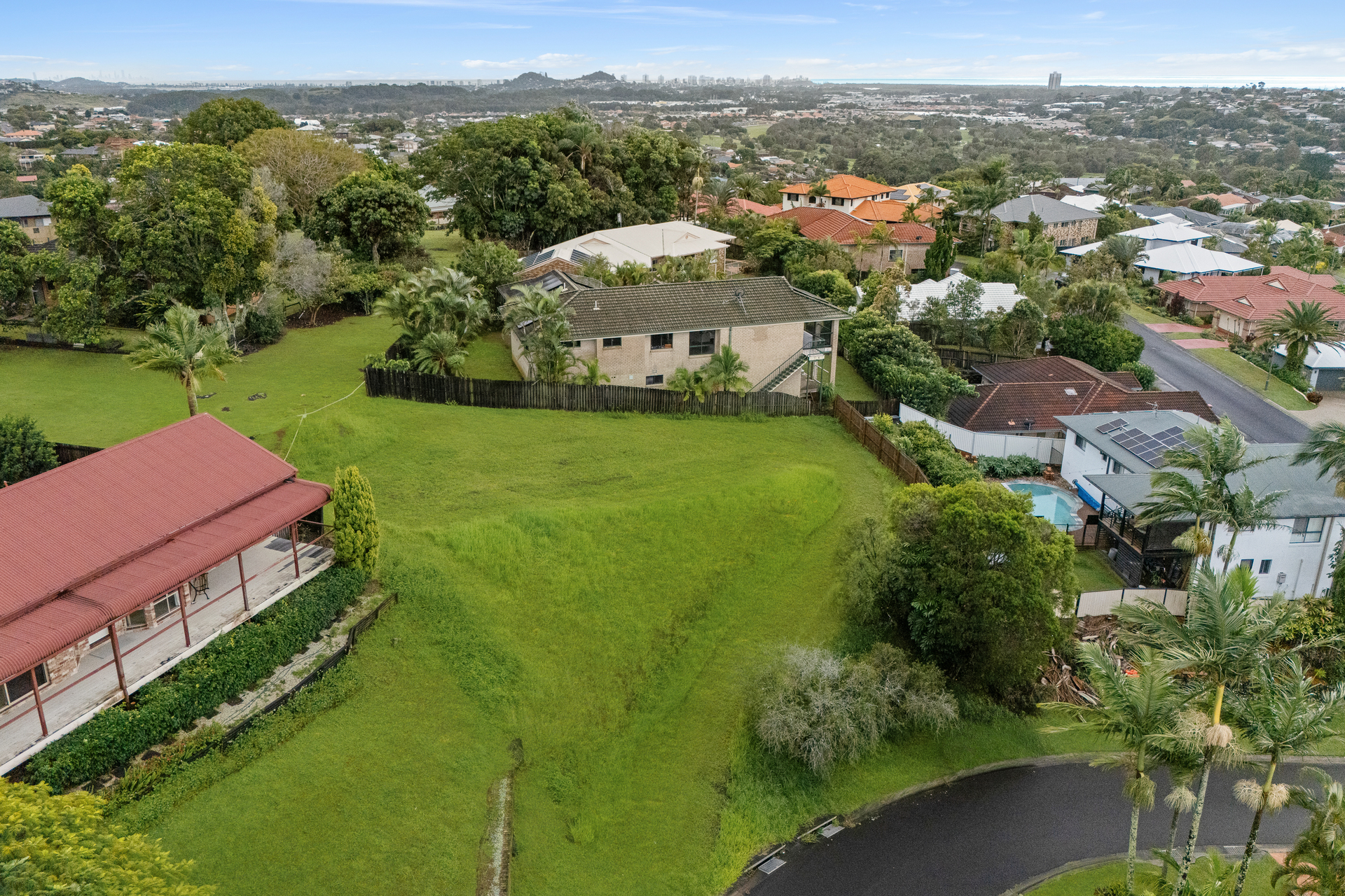 10 Kerry Court, Banora Point NSW 2486, Banora Point - Image 1